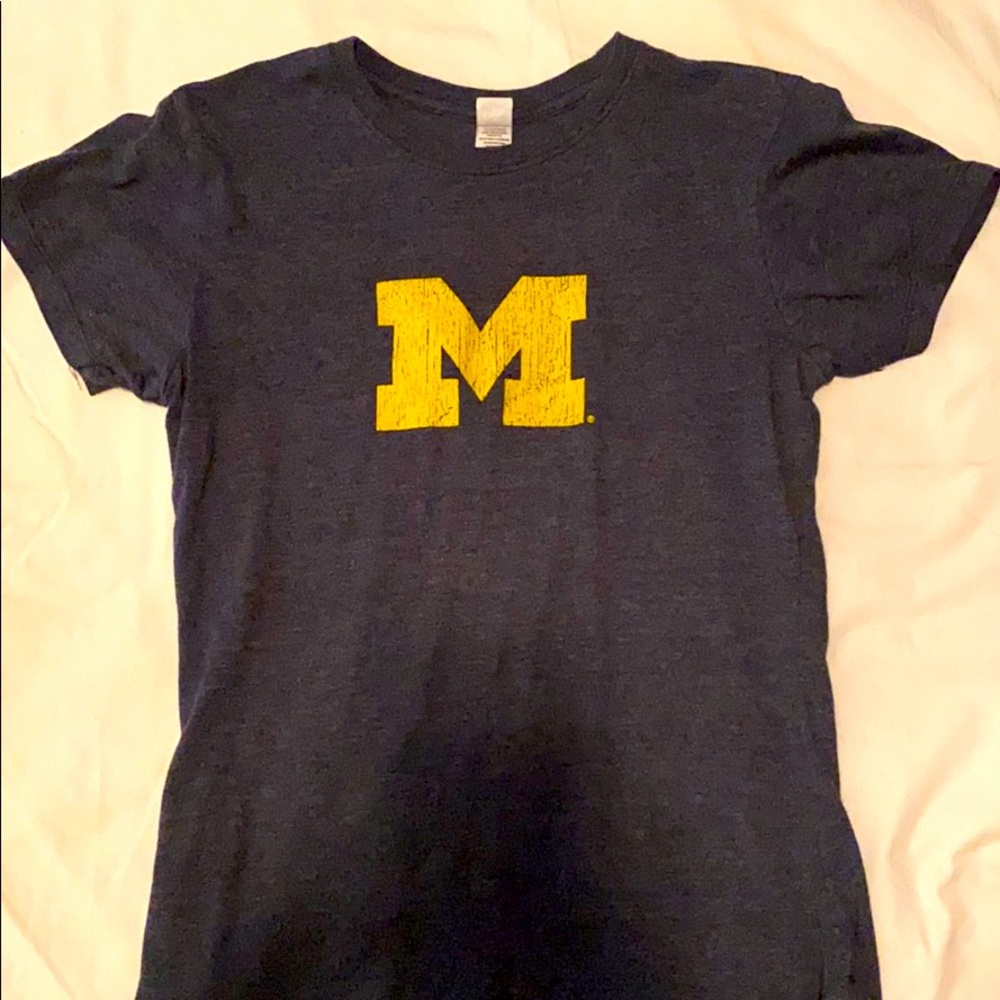 Michigan Fitted T